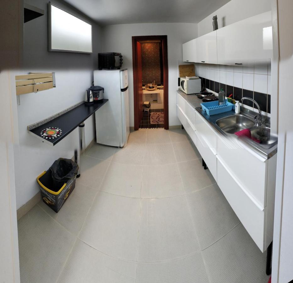 Central Private Flat By Old Town, Shops, Restaurants Bari Exteriör bild
